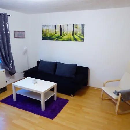 Zum Pinguin Апартаменты Wiednitz