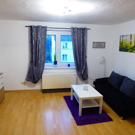 Zum Pinguin * Wiednitz